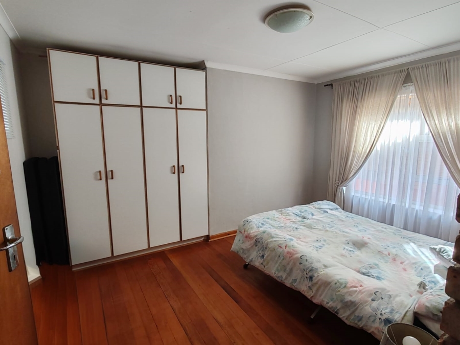 3 Bedroom Property for Sale in De Kelders Western Cape